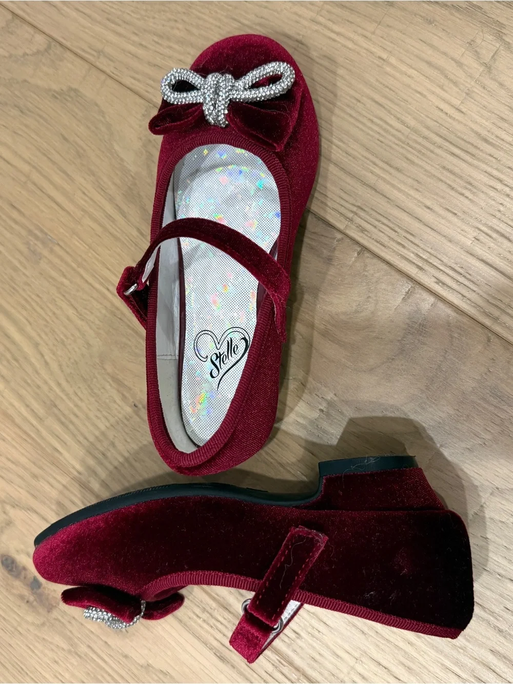 Sparkling Bow Velvet Mary Jane Girls Dress Shoes - Burgundy